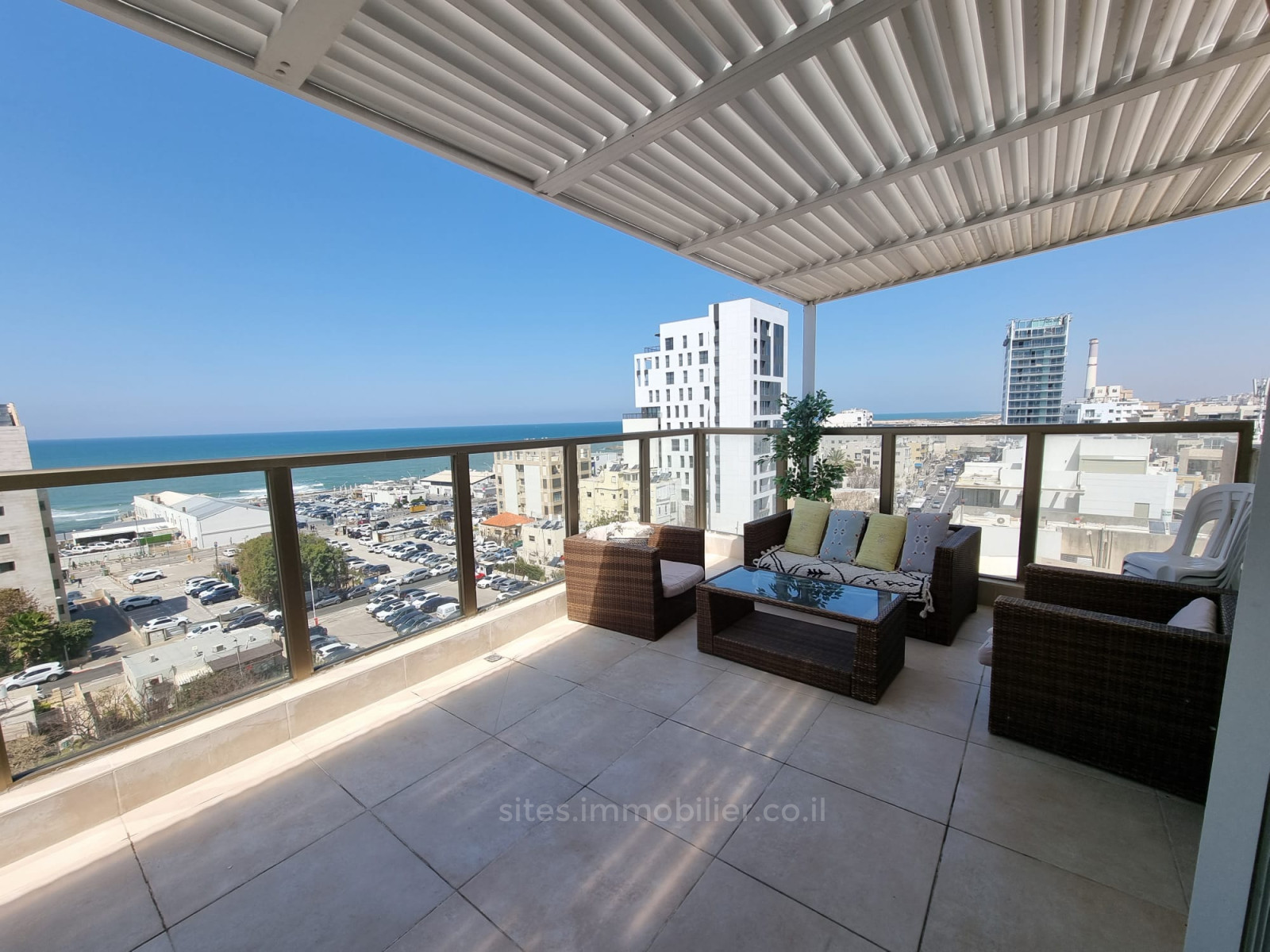 Duplex-Cobertura 3 cômodos Tel Aviv Hatsafon hayachan 457-IBL-1228
