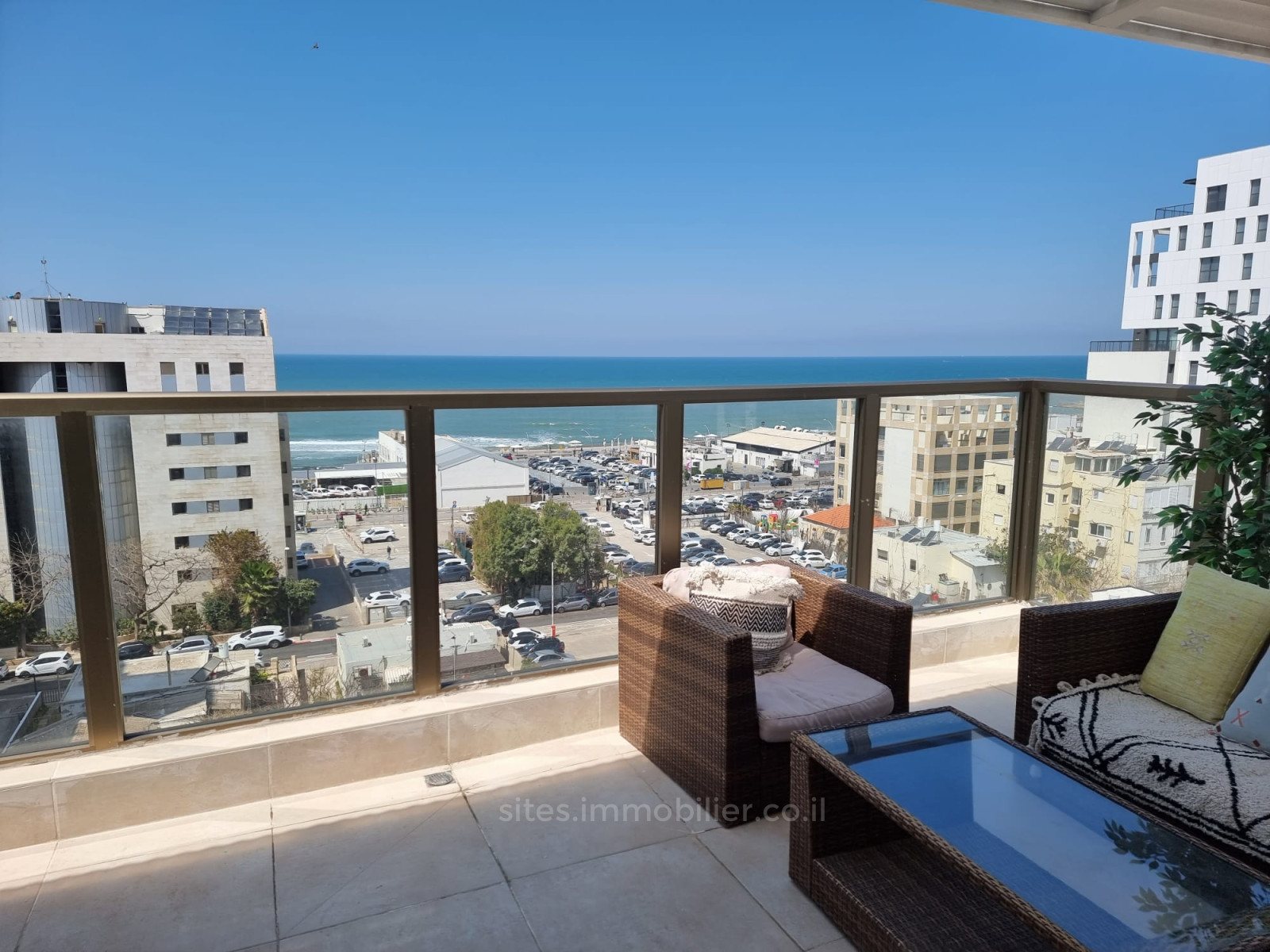 Duplex-Cobertura 3 cômodos Tel Aviv Hatsafon hayachan 457-IBL-1228