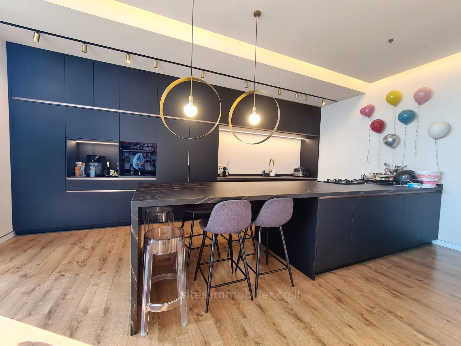 Apartamento 4 cômodos Tel Aviv Kikar Hamedina 457-IBL-1234
