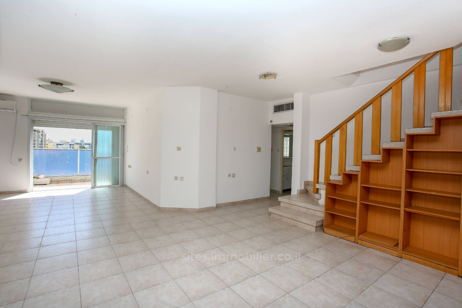 Duplex-Cobertura 5 cômodos Tel Aviv Bavli 457-IBL-1244