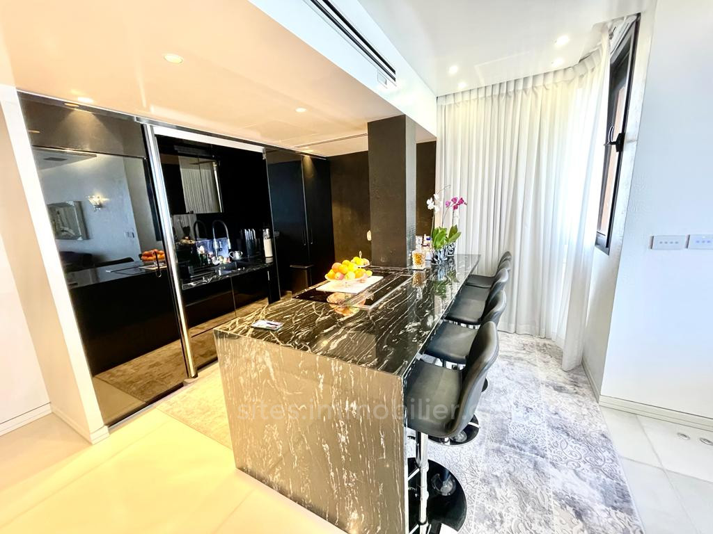 Apartamento 4 cômodos Netanya Kikar 457-IBL-1246