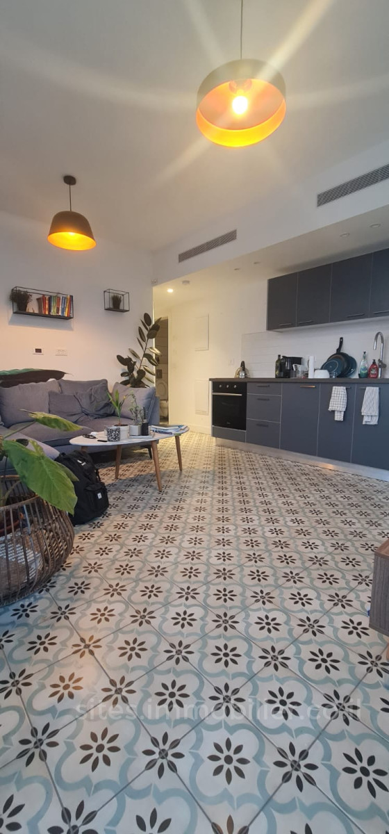 Casarão 2 cômodos Tel Aviv Florentine 457-IBL-1248