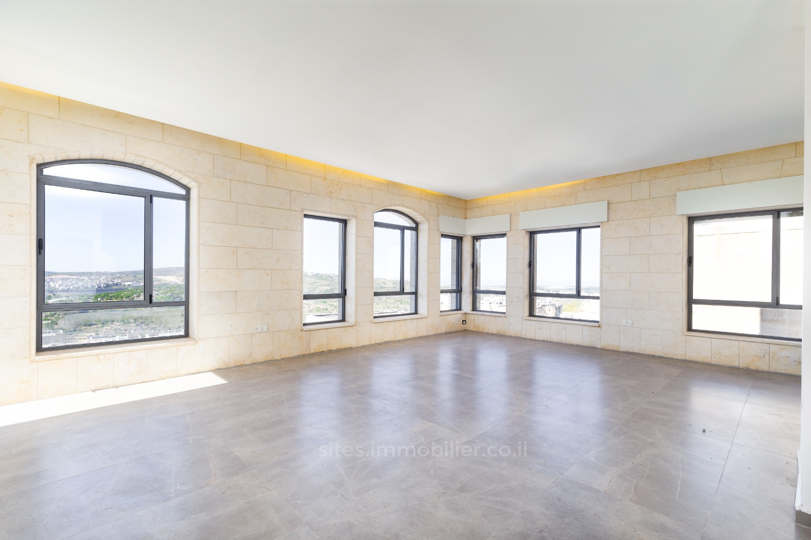 Casarão 10 cômodos Jerusalém Jerusalém 457-IBL-1254