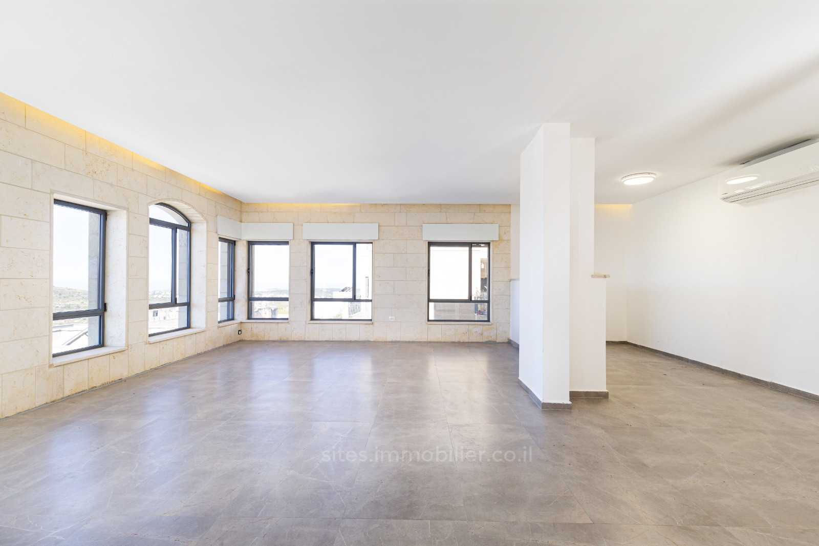 Casarão 10 cômodos Jerusalém Jerusalém 457-IBL-1254