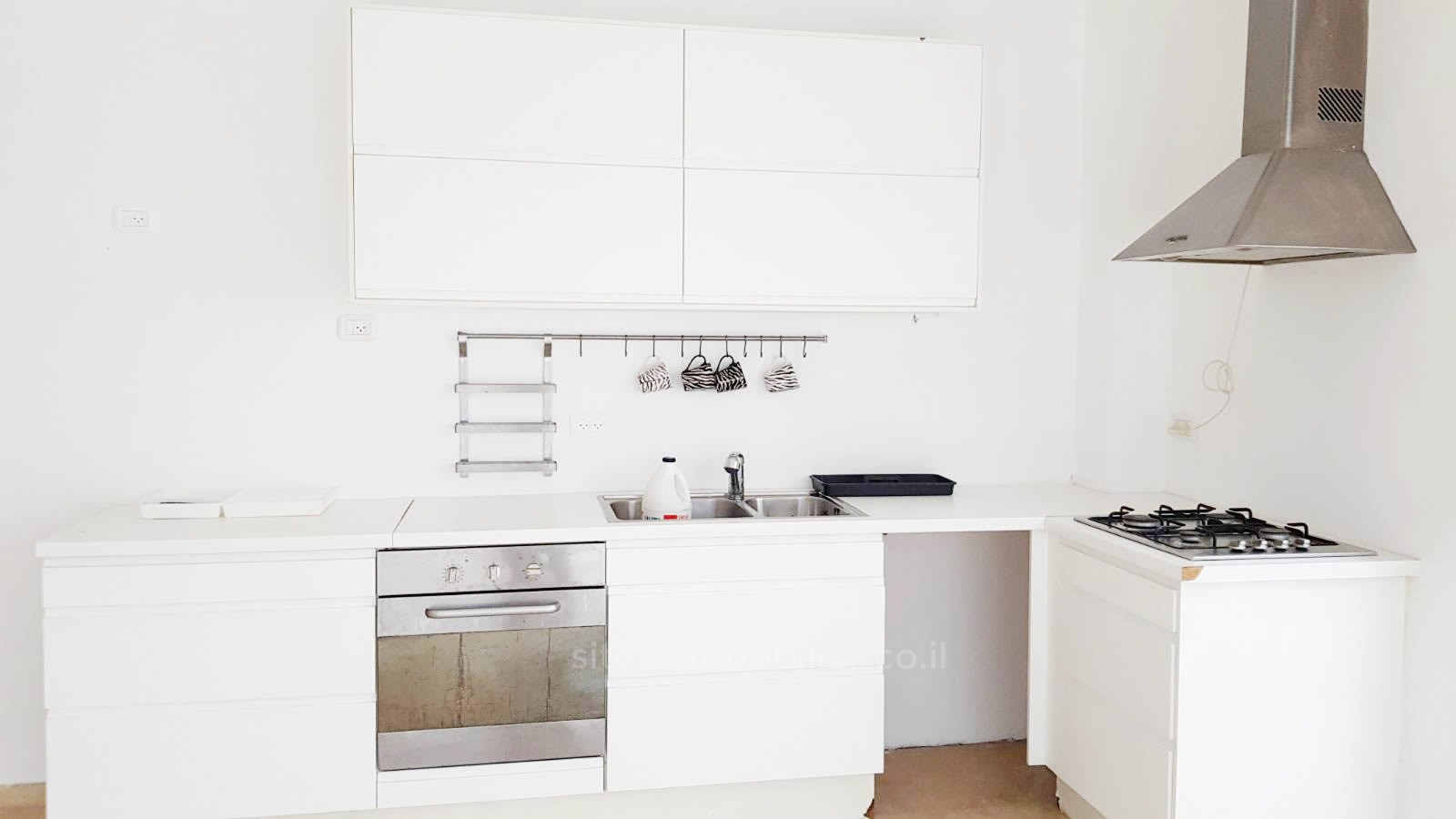 Apartamento 3 cômodos Tel Aviv Centro da cidade 457-IBL-1274