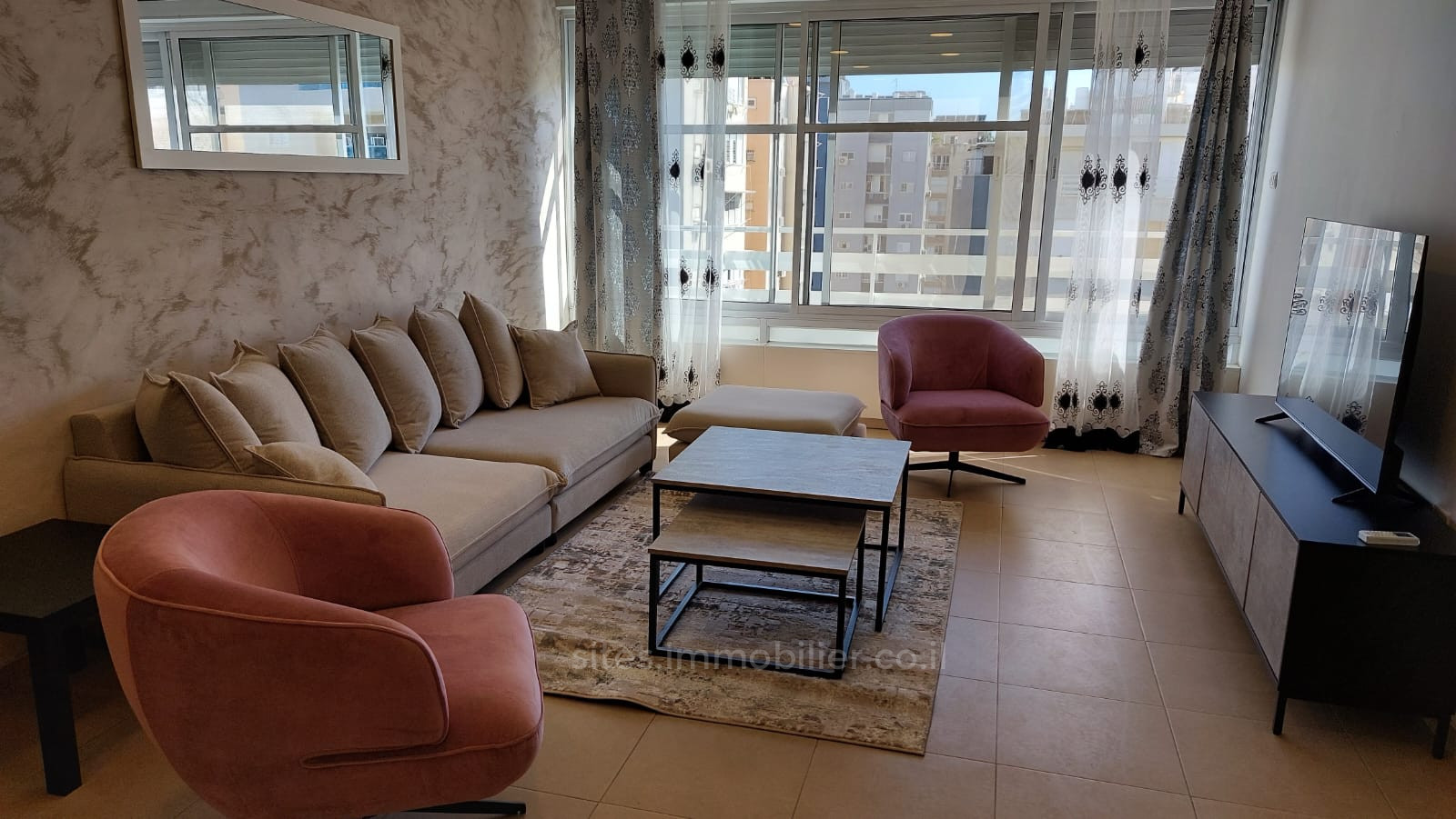 Apartamento 5 cômodos Netanya Centro da cidade 457-IBL-1281