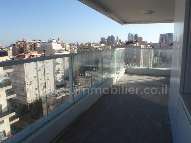 Apartamento 5 cômodos Netanya Kikar 457-IBL-1282
