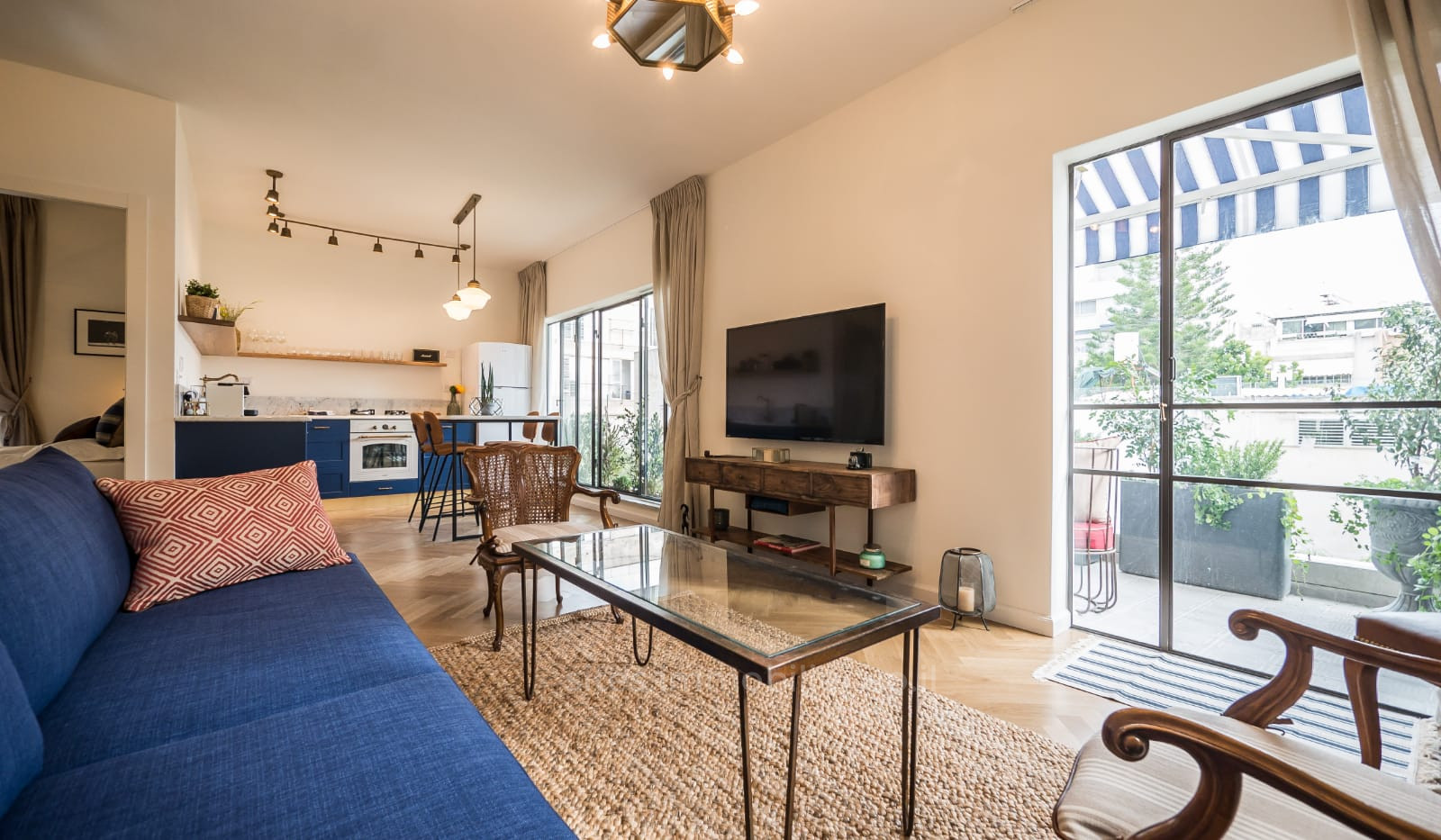 Apartamento 3 cômodos Tel Aviv Centro da cidade 457-IBL-1284
