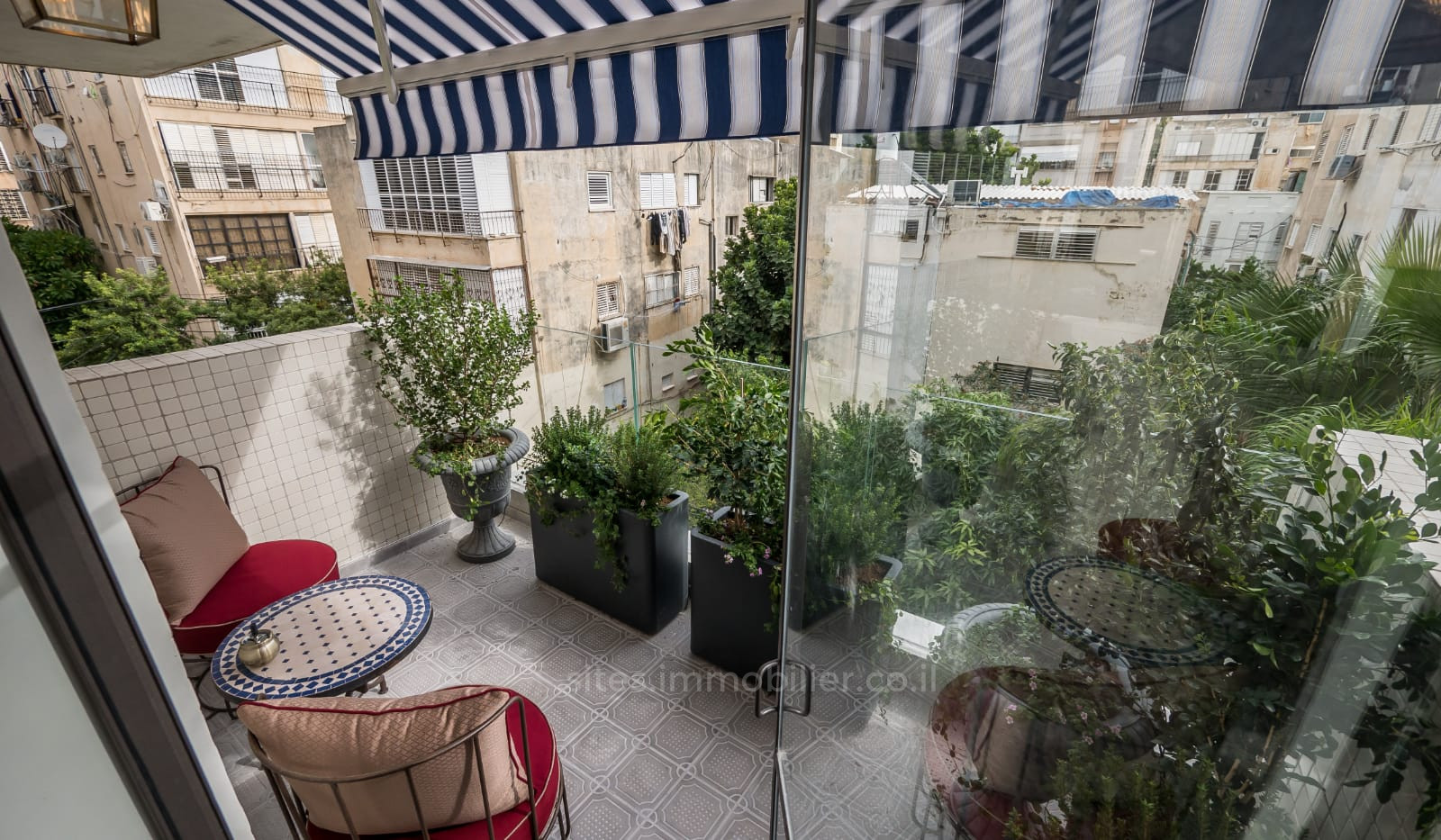 Apartamento 3 cômodos Tel Aviv Centro da cidade 457-IBL-1284