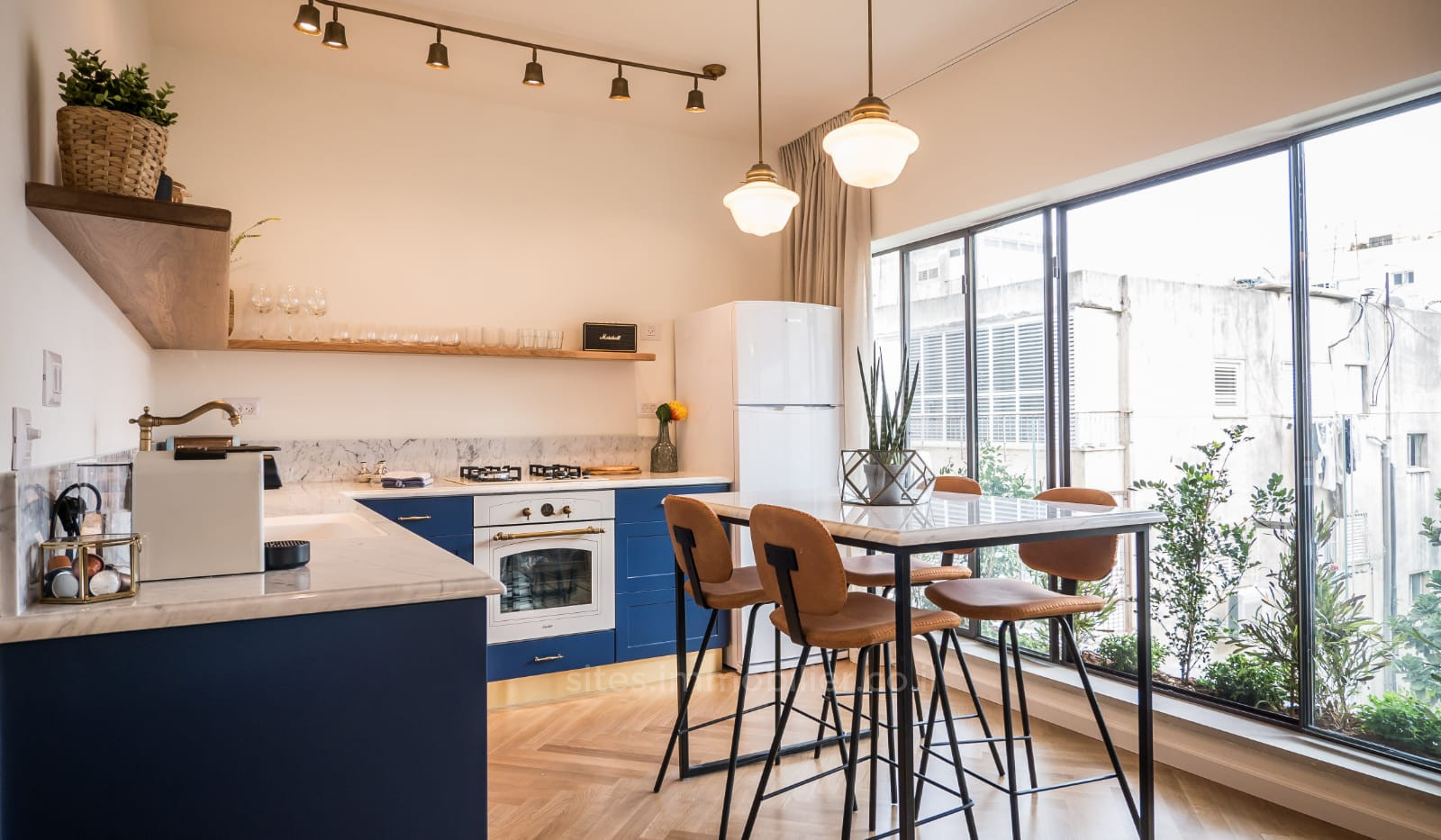 Apartamento 3 cômodos Tel Aviv Centro da cidade 457-IBL-1284