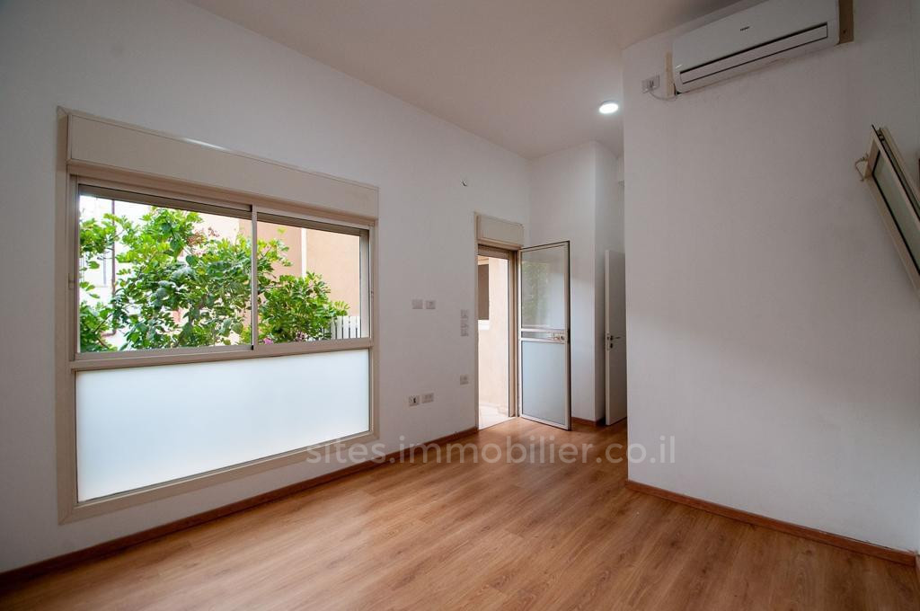 Apartamento 3 cômodos Tel Aviv Kerem Hatemanim 457-IBL-1293
