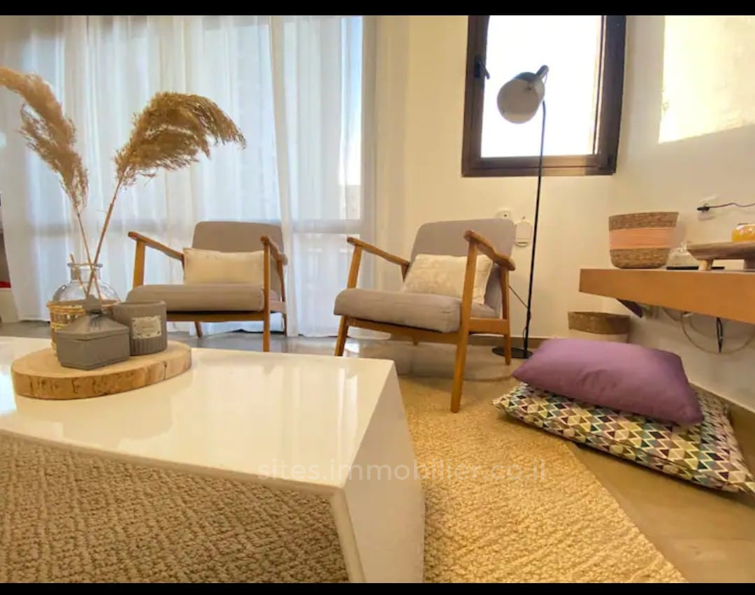 Apartamento 3 cômodos Tel Aviv Primeira linha de mar 457-IBL-1294
