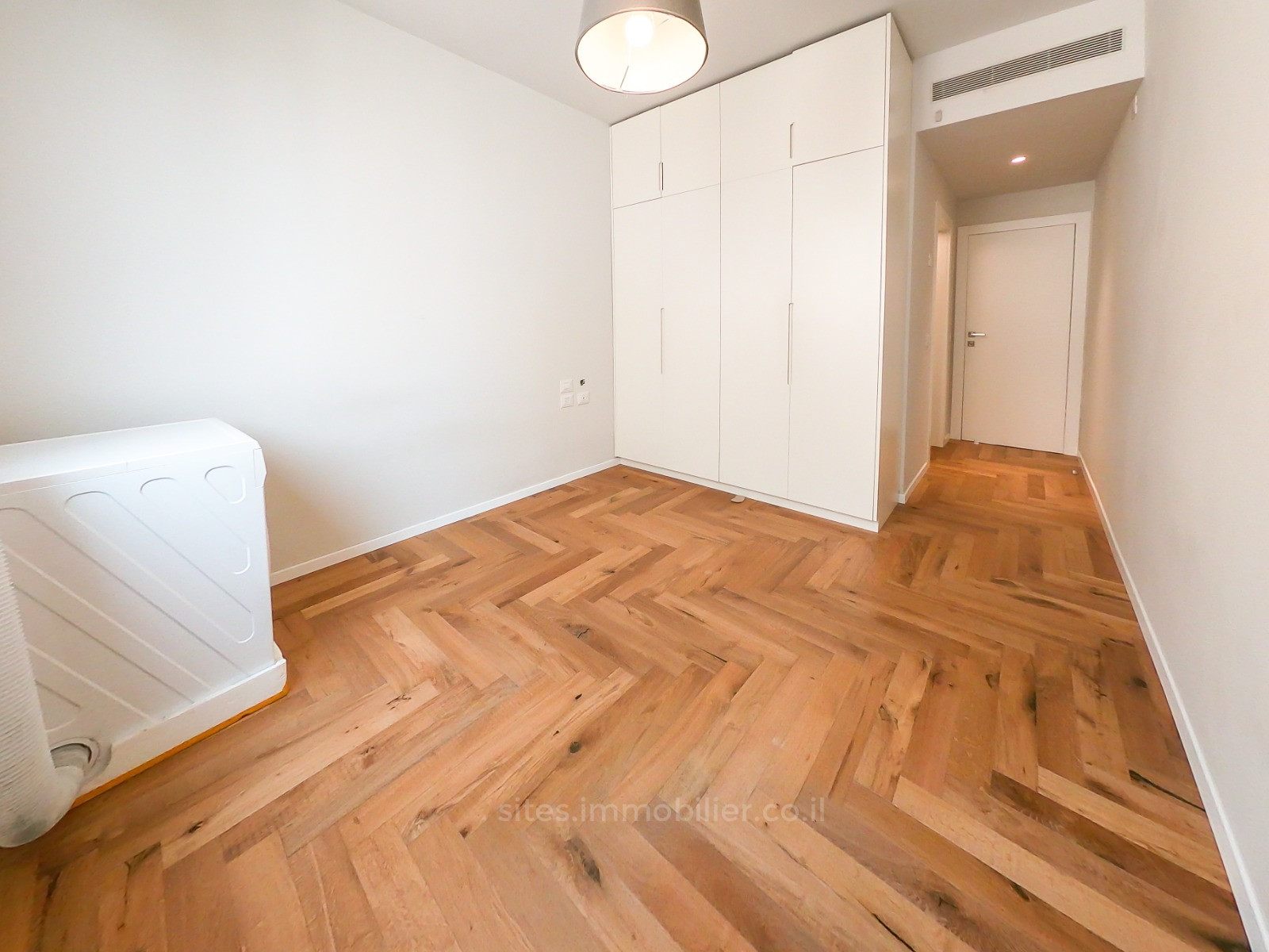 Apartamento 4 cômodos Tel Aviv Centro da cidade 457-IBL-1296