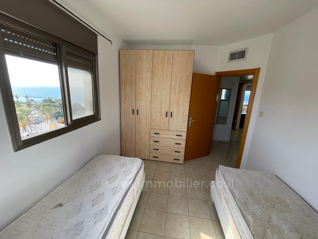 Apartamento 4 cômodos Netanya Kikar 457-IBL-1300