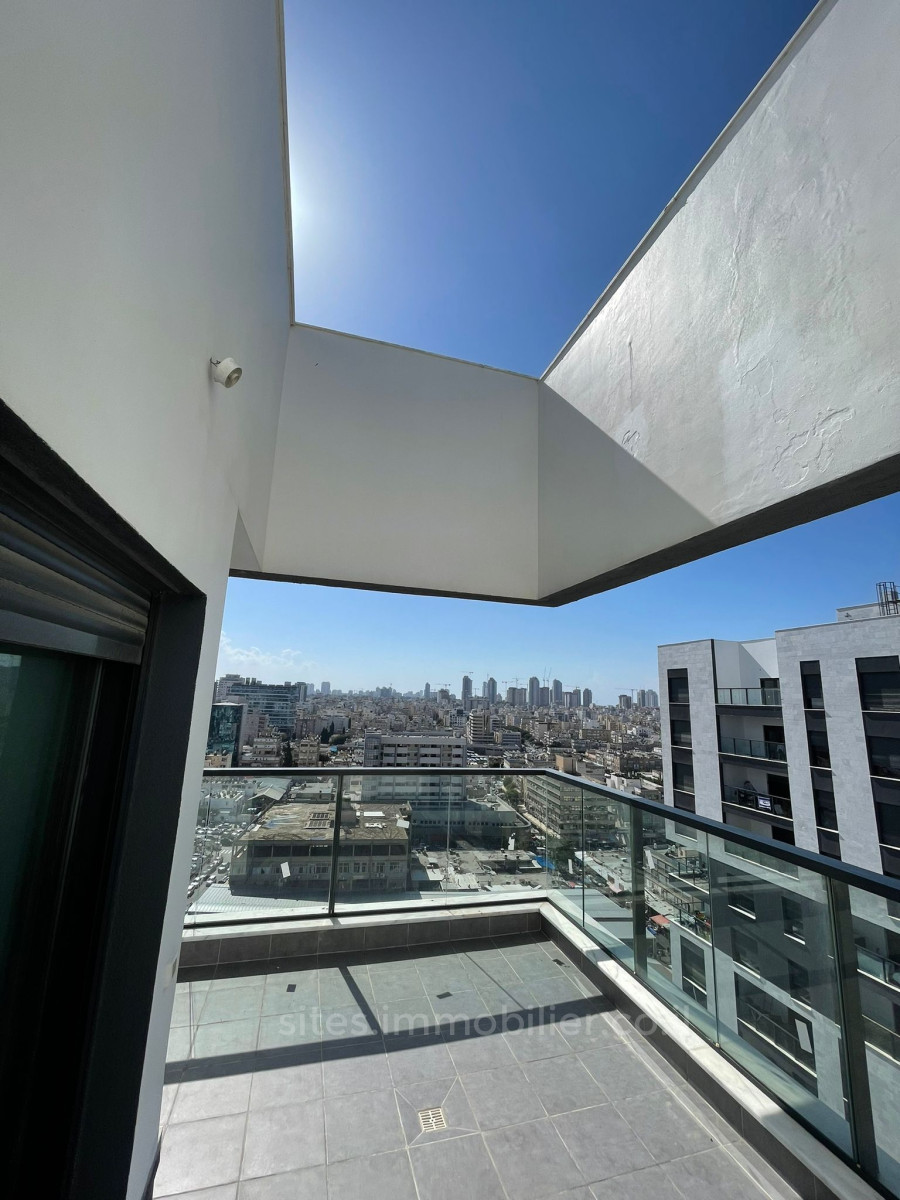 Cobertura 3 cômodos Netanya Centro da cidade 457-IBL-1301