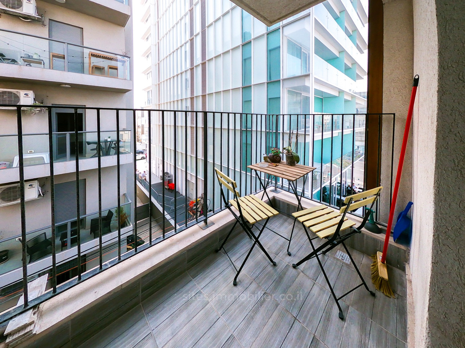 Apartamento 3.5 cômodos Tel Aviv Namal Tel Aviv 457-IBL-1307
