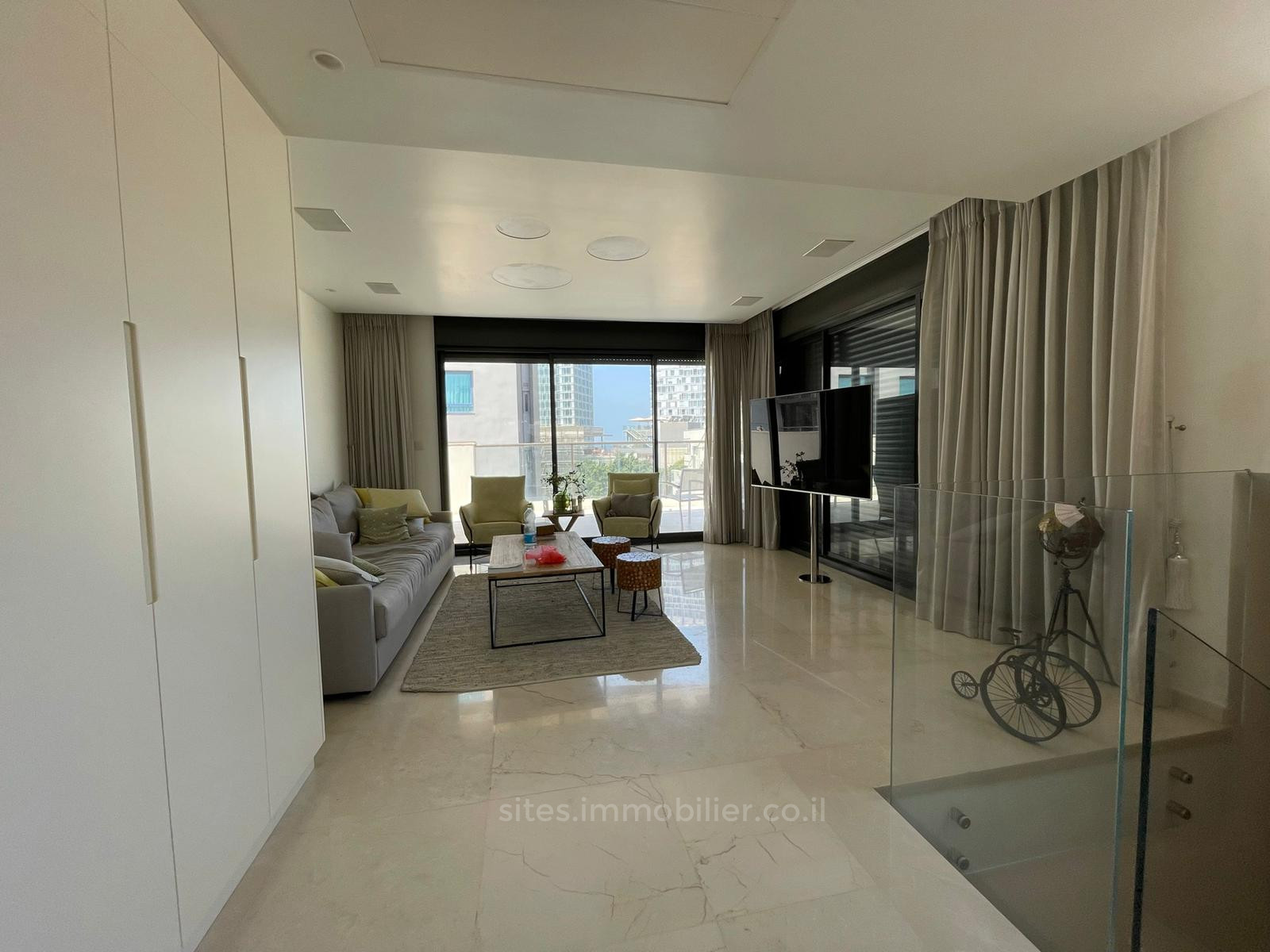 Duplex-Cobertura 4 cômodos Tel Aviv Centro da cidade 457-IBL-1308