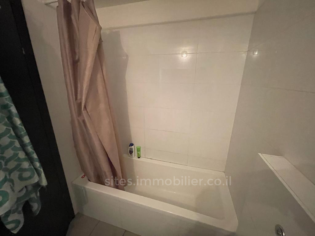 Apartamento 2 cômodos Tel Aviv Rothshild 457-IBL-1311