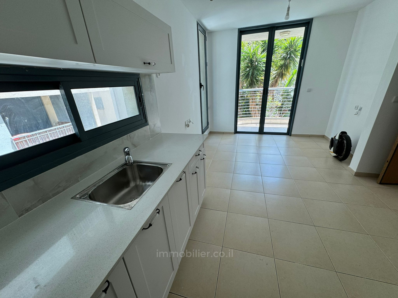 Apartamento 2 cômodos Tel Aviv Montifiory 457-IBL-1312