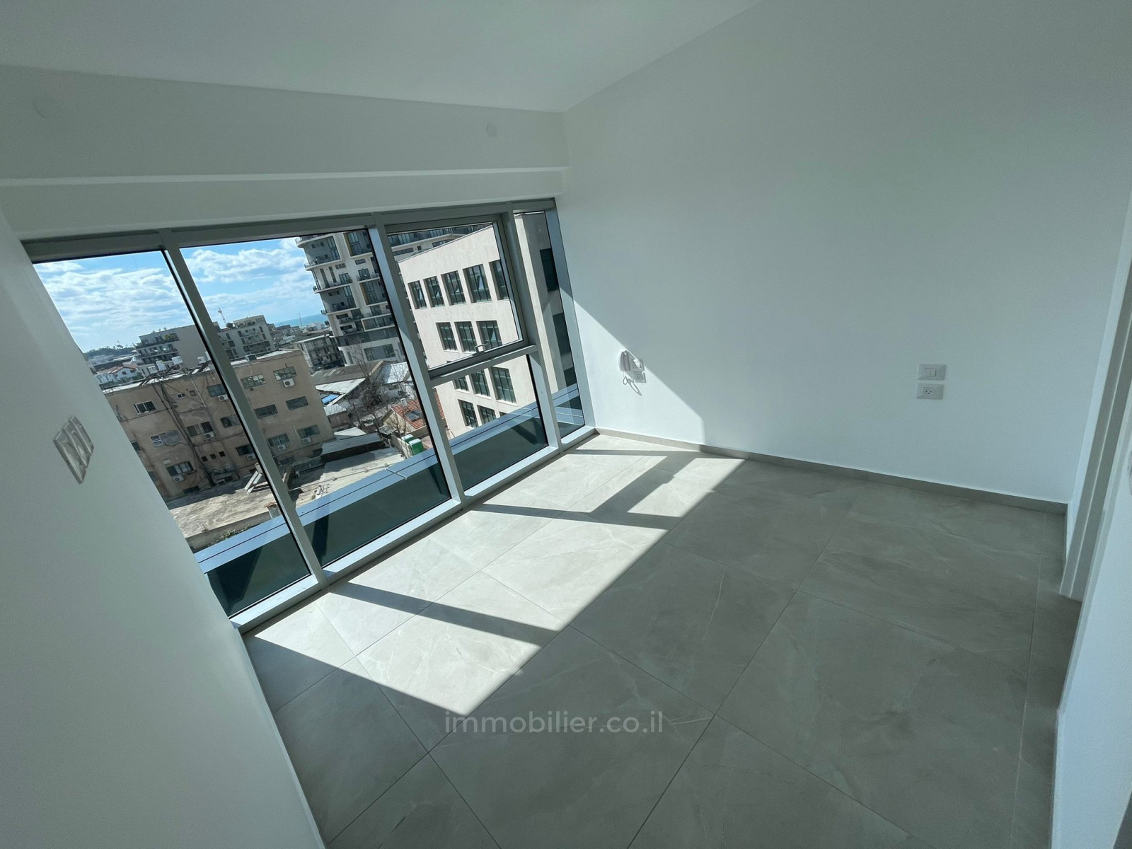 Apartamento 4 cômodos Tel Aviv Florentine 457-IBL-1322