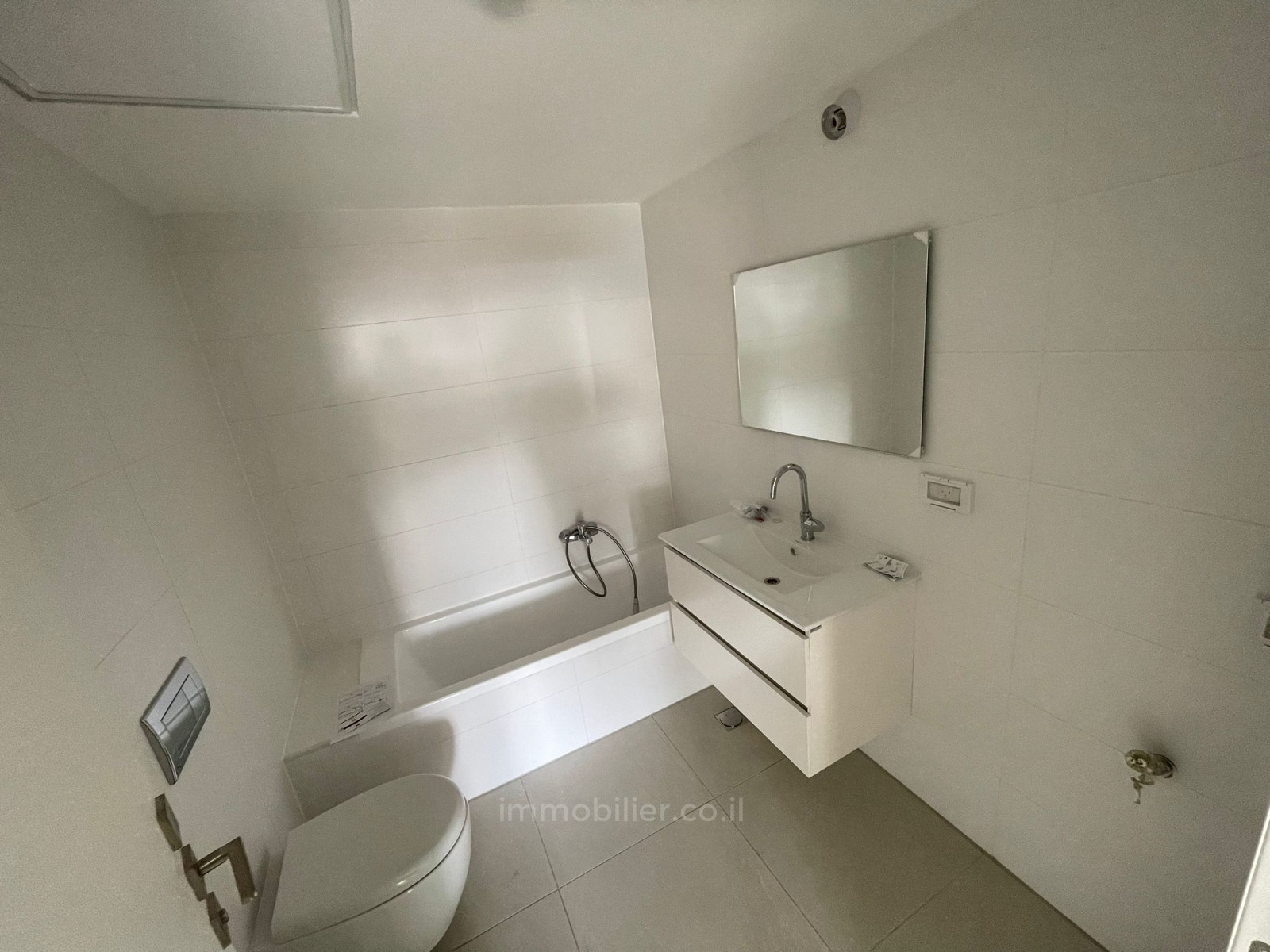 Apartamento 4 cômodos Tel Aviv Florentine 457-IBL-1322