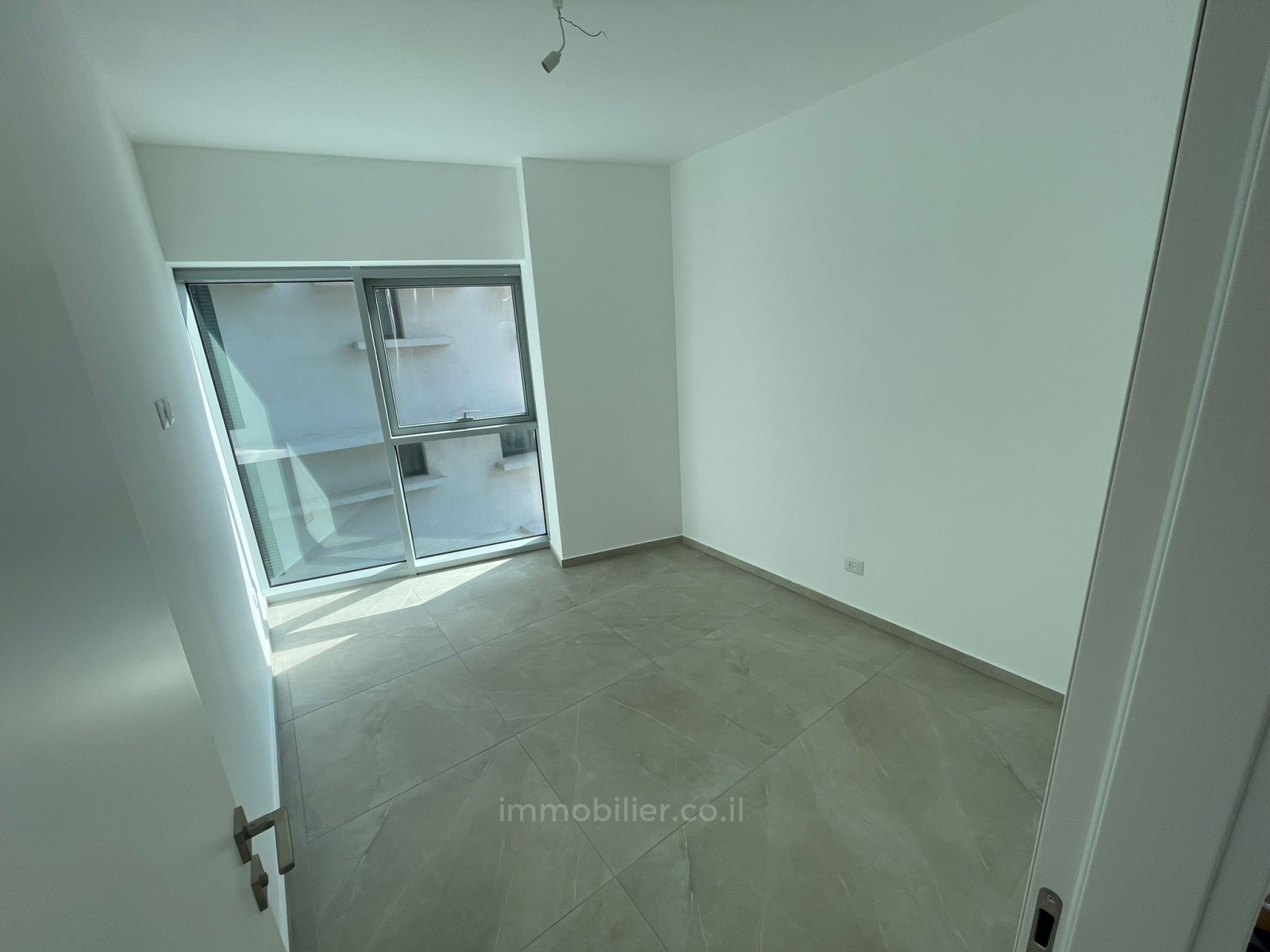 Apartamento 4 cômodos Tel Aviv Florentine 457-IBL-1322