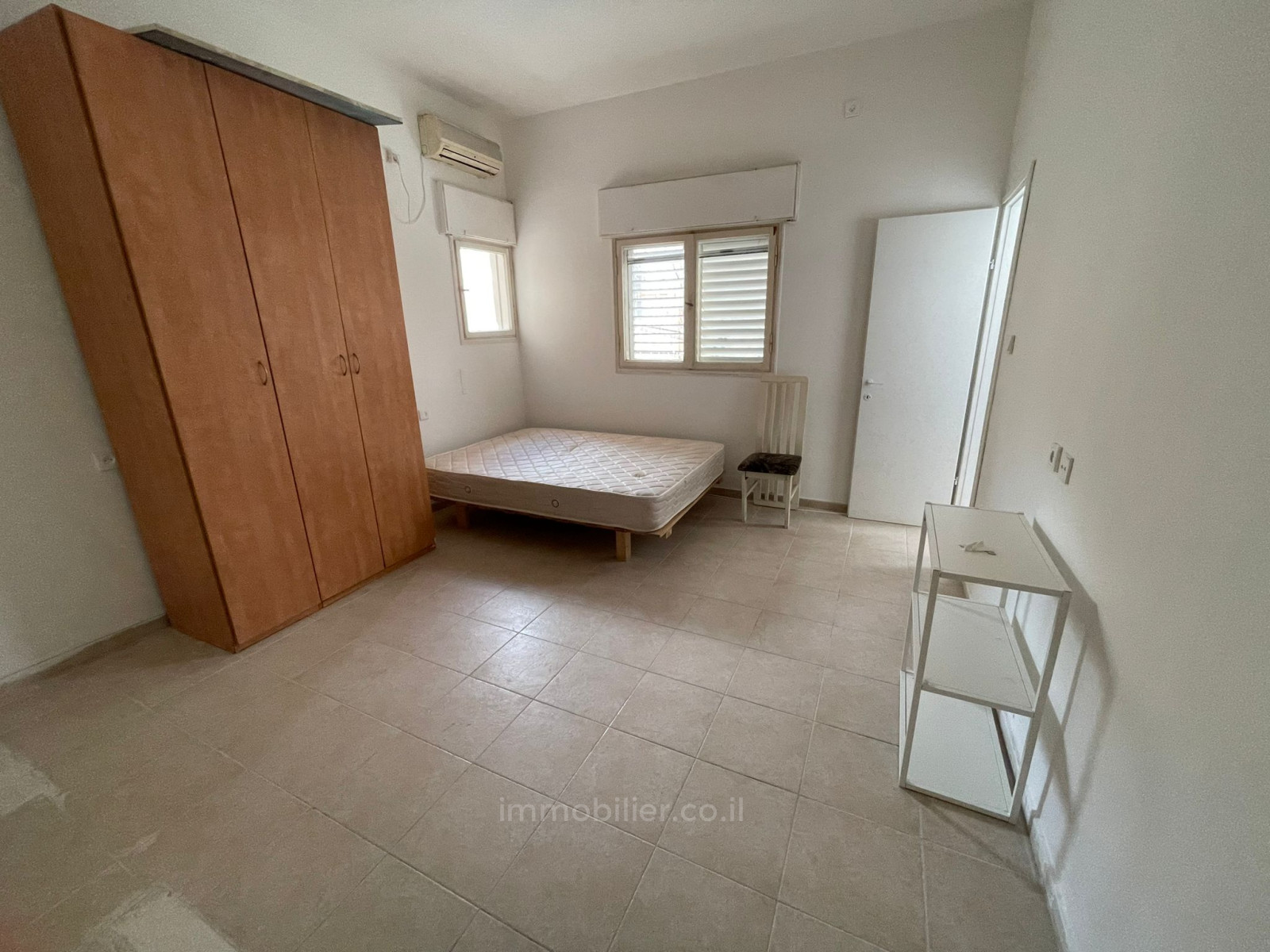 Apartamento 3 cômodos Netanya Centro da cidade 457-IBL-1325