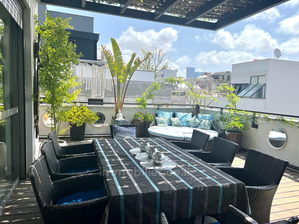 Duplex-Cobertura 5 cômodos Tel Aviv Kerem Hatemanim 457-IBL-1328