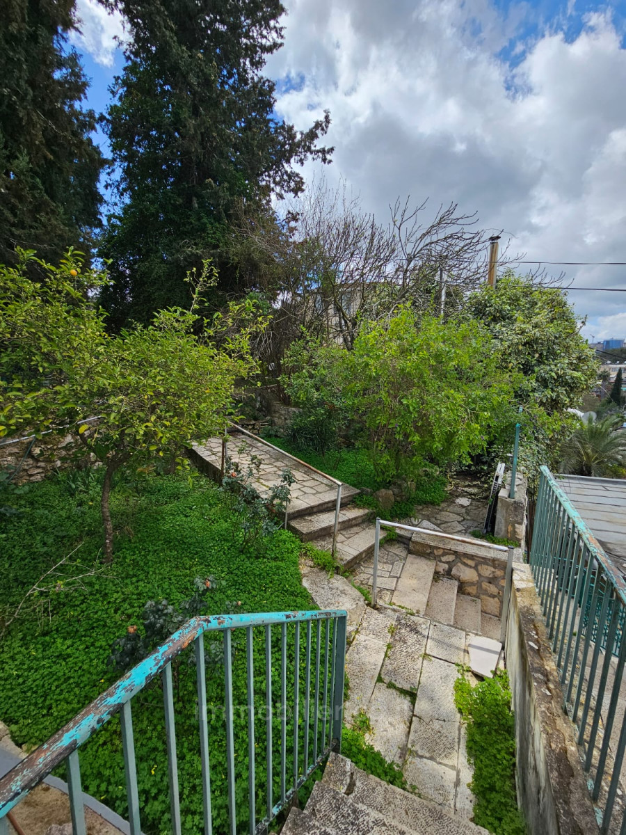 Terrenos 10 cômodos Jerusalém Ein Kerem 457-IBL-1340