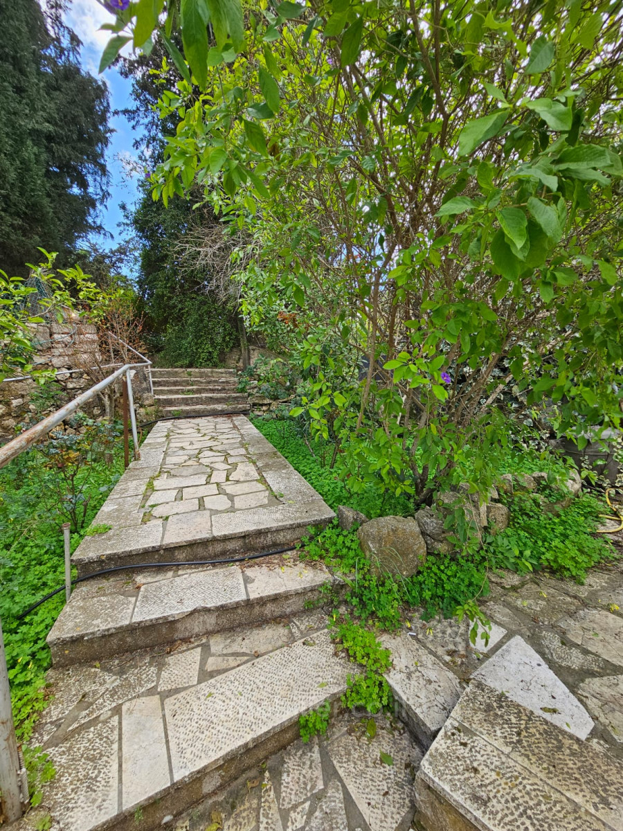 Terrenos 10 cômodos Jerusalém Ein Kerem 457-IBL-1340