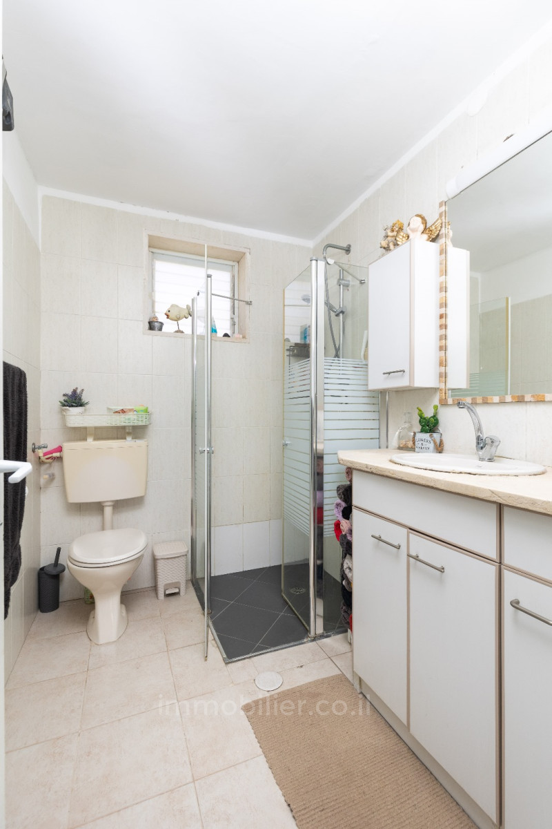 Duplex 4 cômodos Jerusalém Kiryat Yovel 457-IBL-1342
