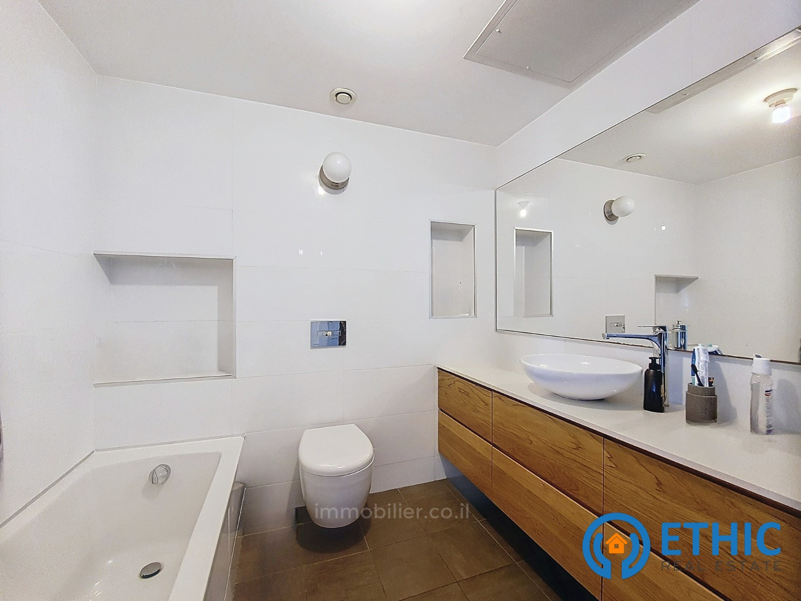 Apartamento 3 cômodos Tel Aviv Centro da cidade 457-IBL-1369