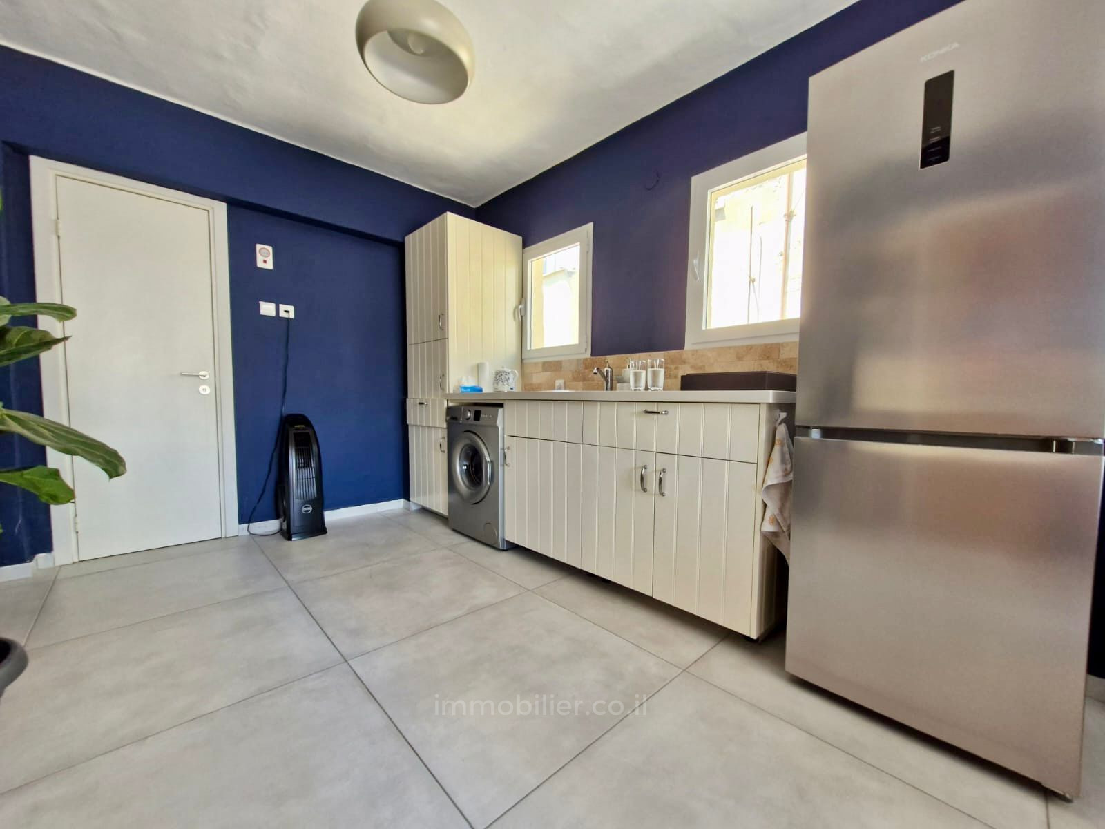 Apartamento 2 cômodos Tel Aviv Centro da cidade 457-IBL-1372