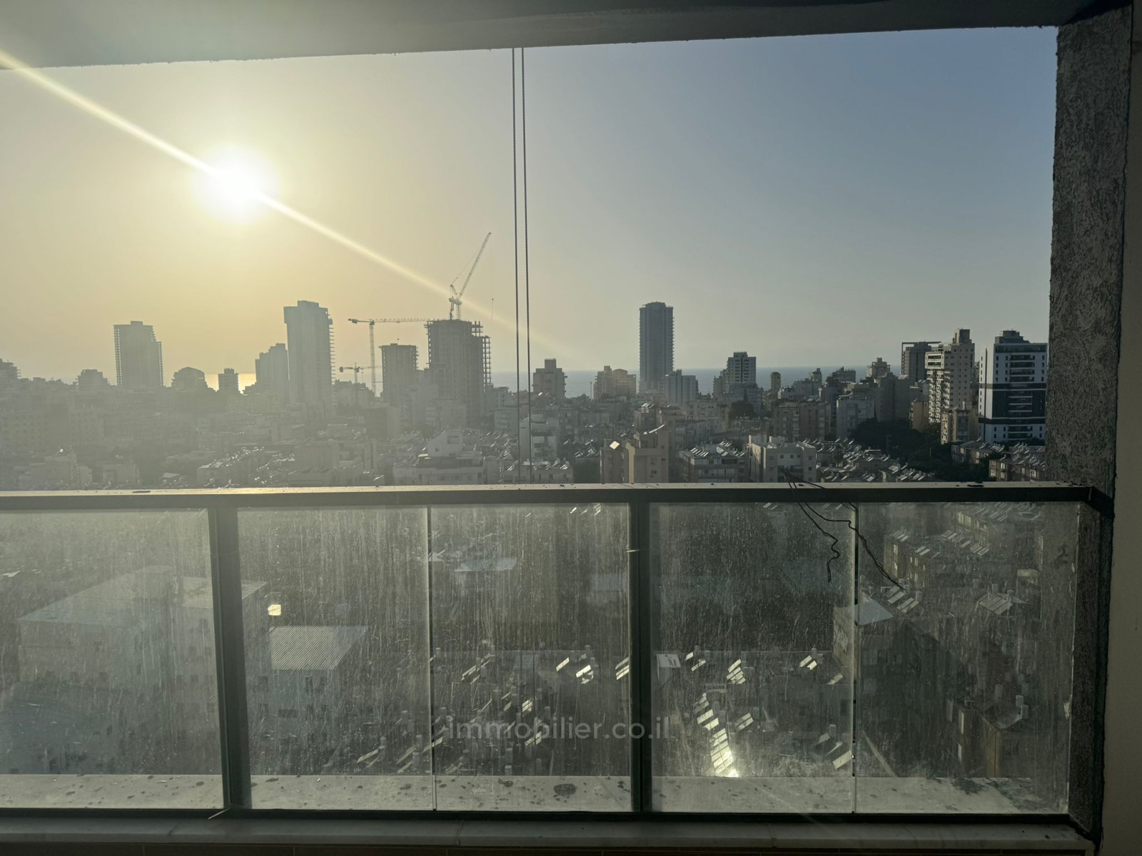 Apartamento 3 cômodos Netanya Centro da cidade 457-IBL-1388