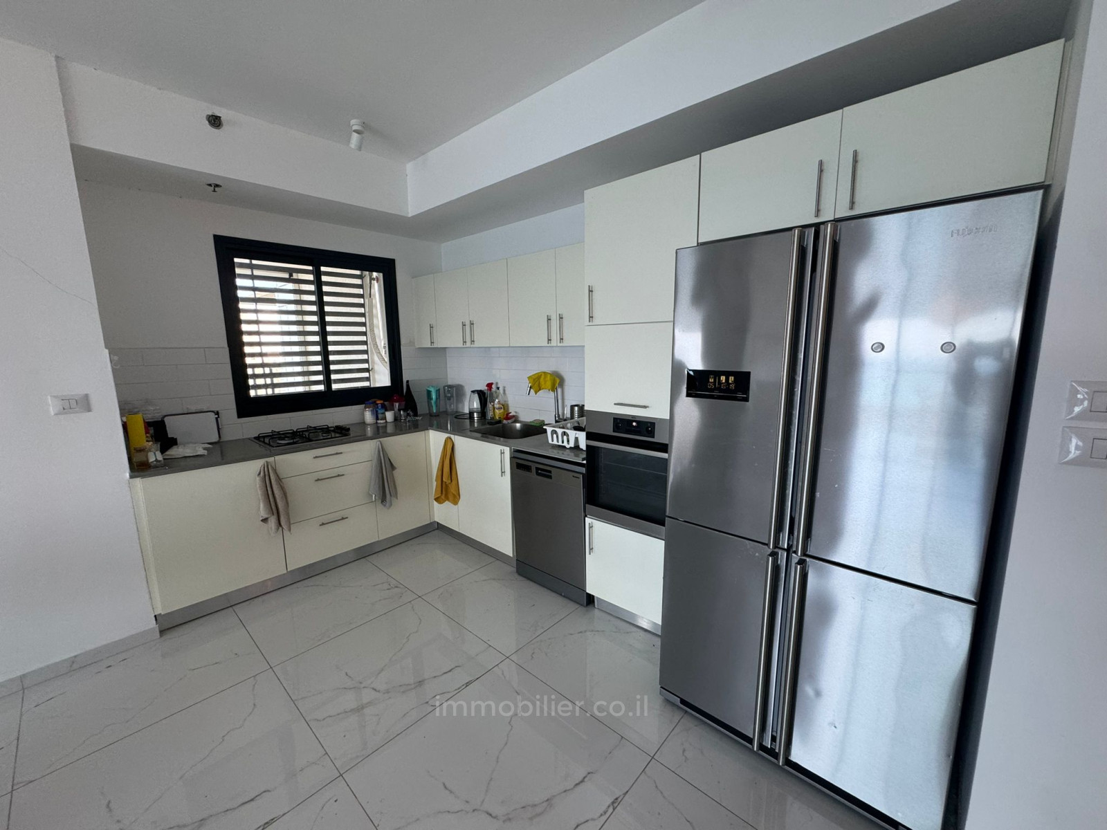 Apartamento 3 cômodos Netanya Kikar 457-IBL-1395
