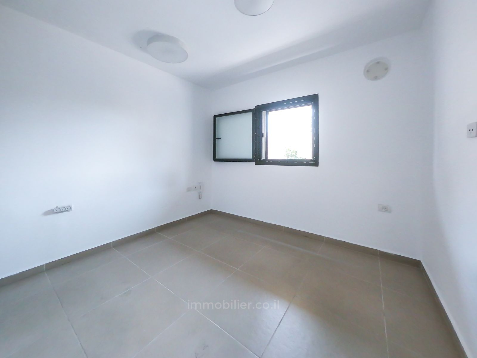 Apartamento 2 cômodos Tel Aviv Ben-Yehuda 457-IBL-1396