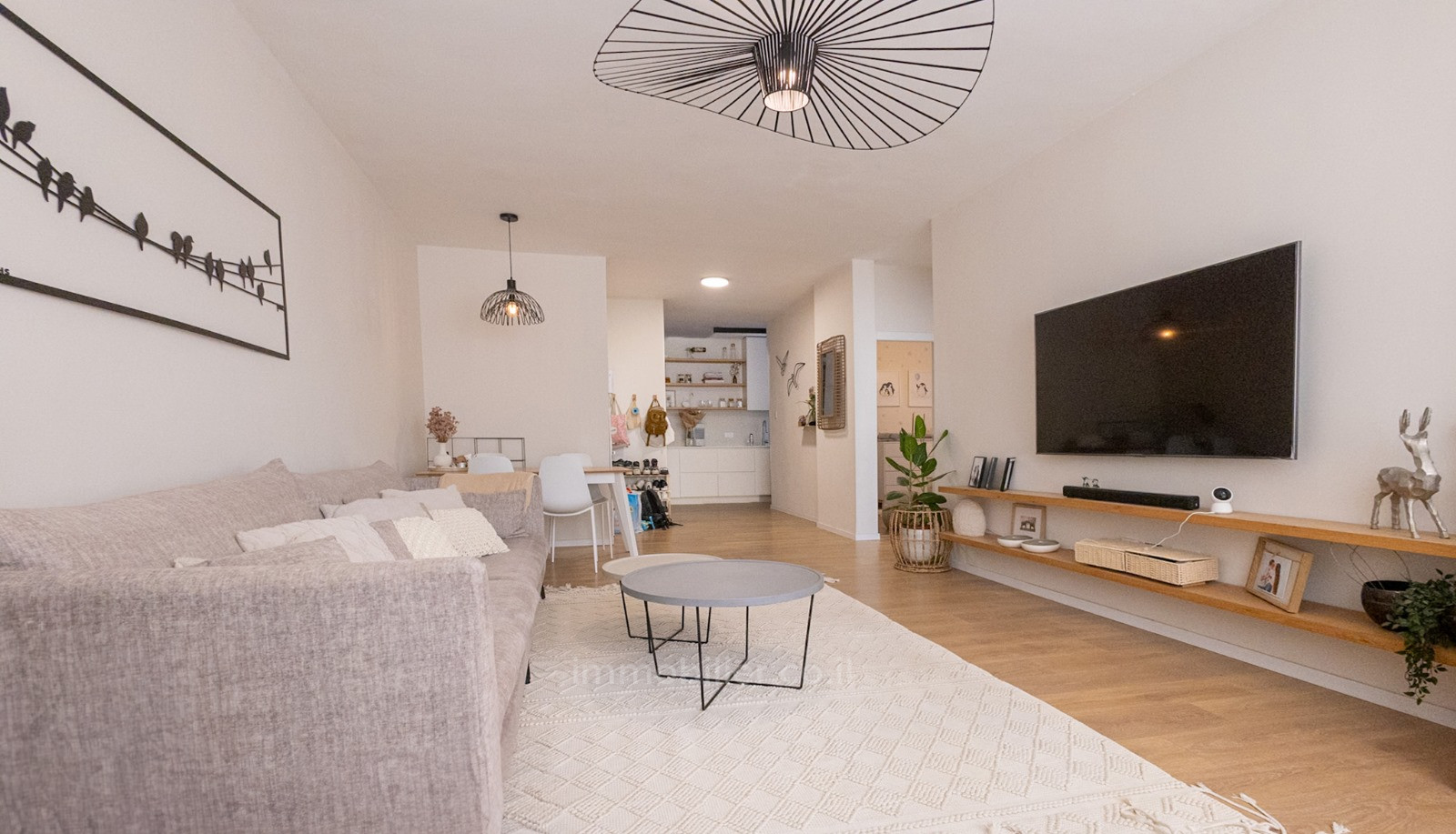Apartamento 3 cômodos Tel Aviv Nahalat Itshak 457-IBL-1397