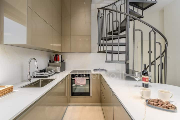 Apartamento 3 cômodos Tel Aviv Dizengof 457-IBL-1402