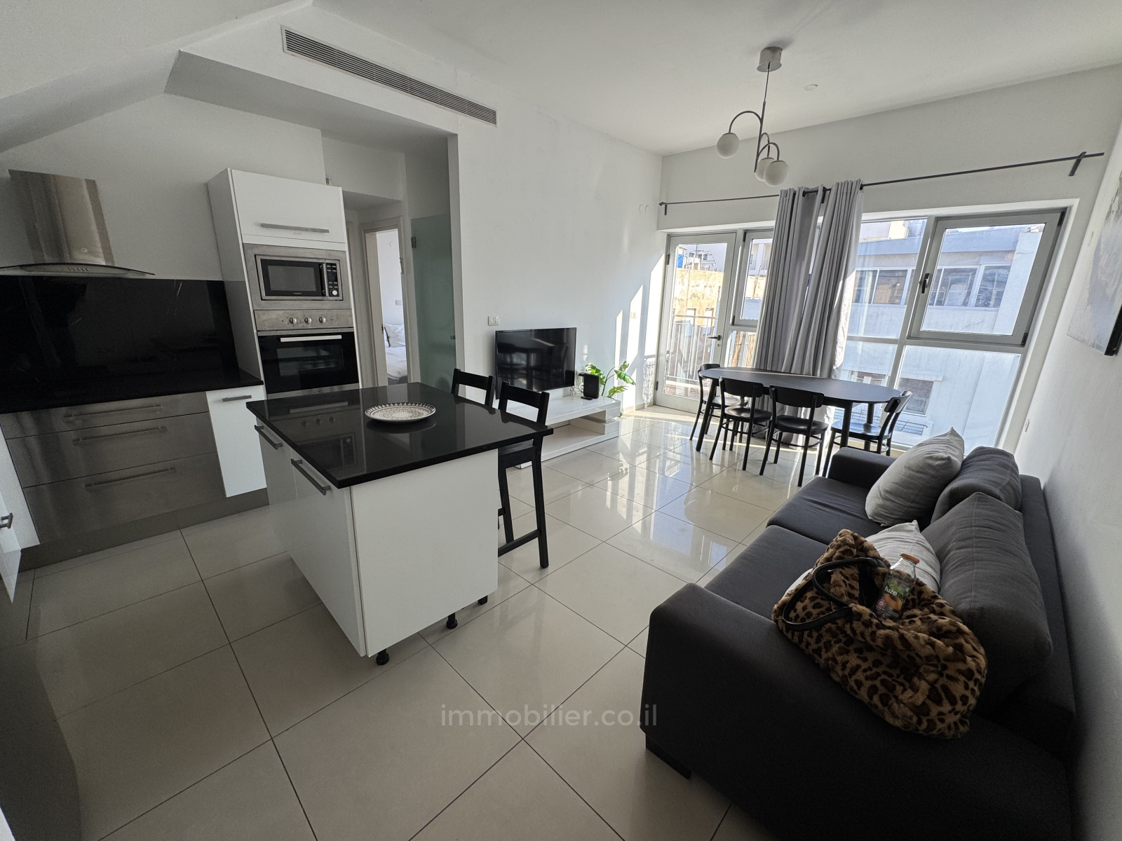 Duplex 4 cômodos Tel Aviv Centro da cidade 457-IBL-1403