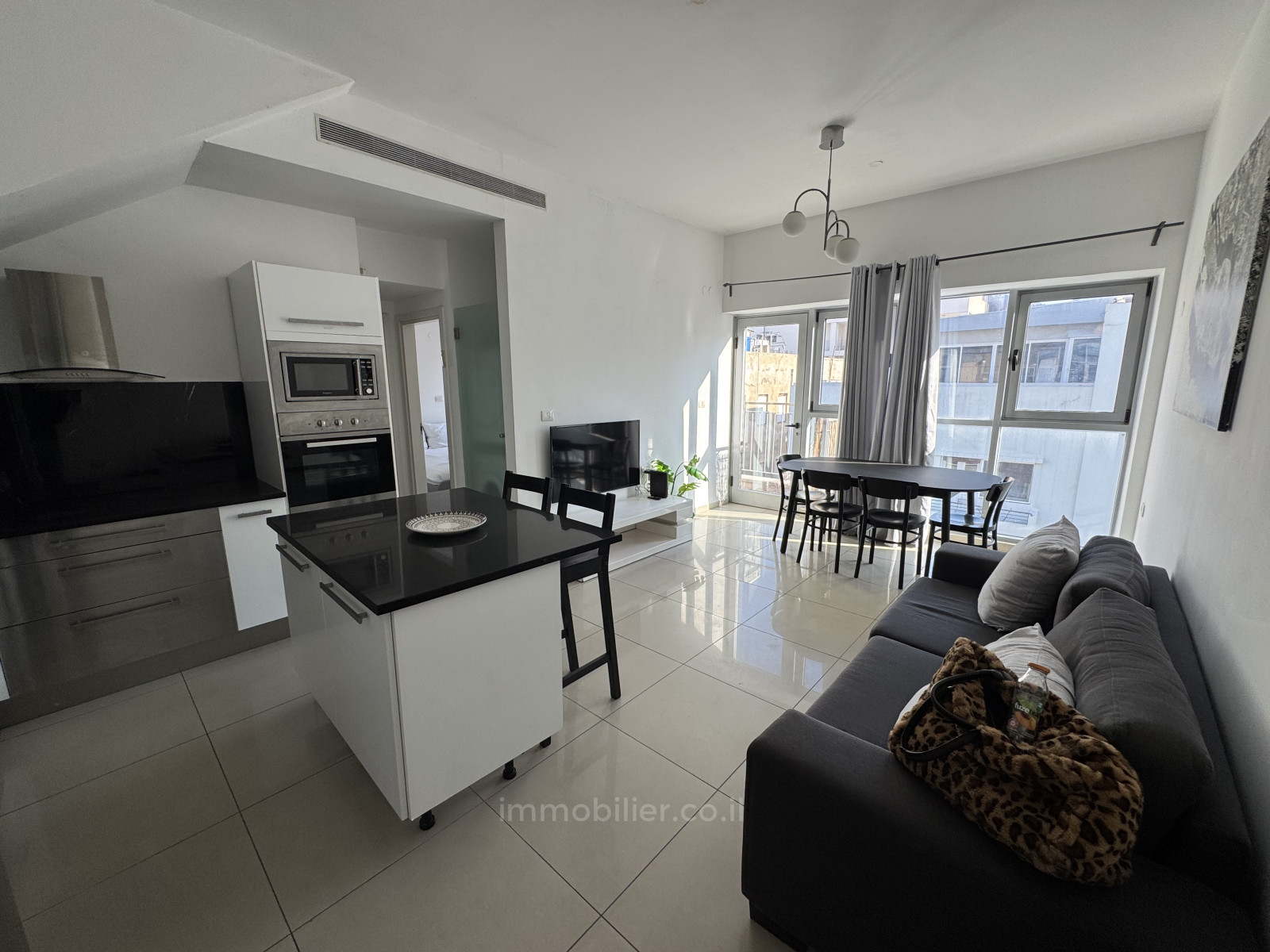 Duplex 4 cômodos Tel Aviv Centro da cidade 457-IBL-1403