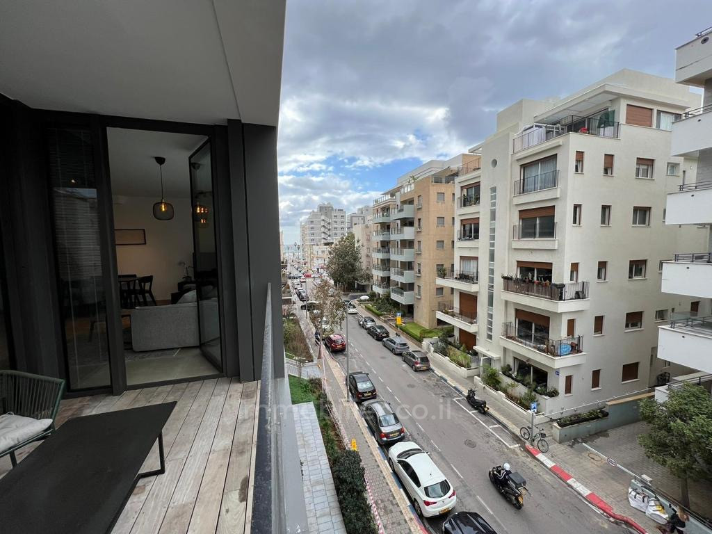 Apartamento 3 cômodos Tel Aviv Kerem Hatemanim 457-IBL-1415