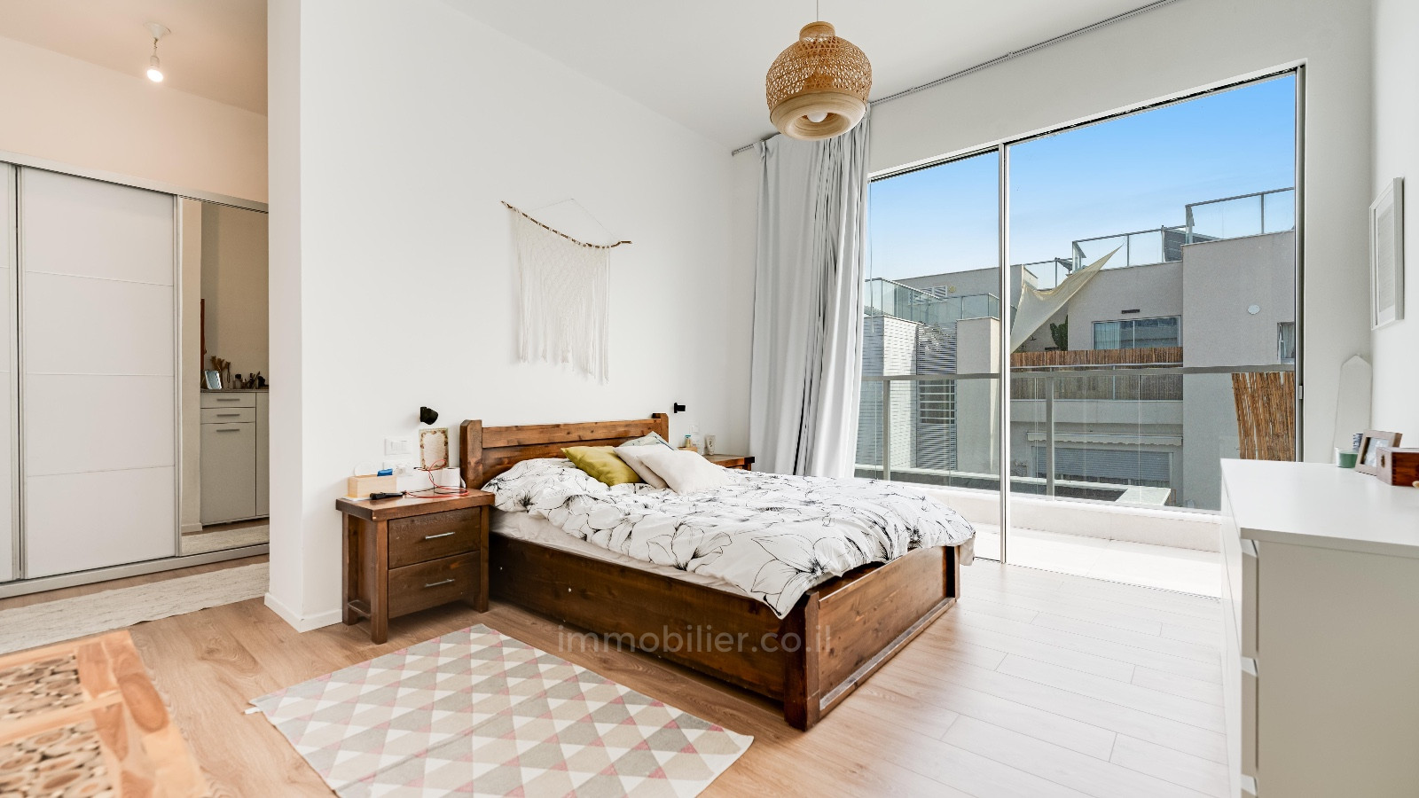 Cobertura 4 cômodos Tel Aviv Bitsaron 457-IBL-1416