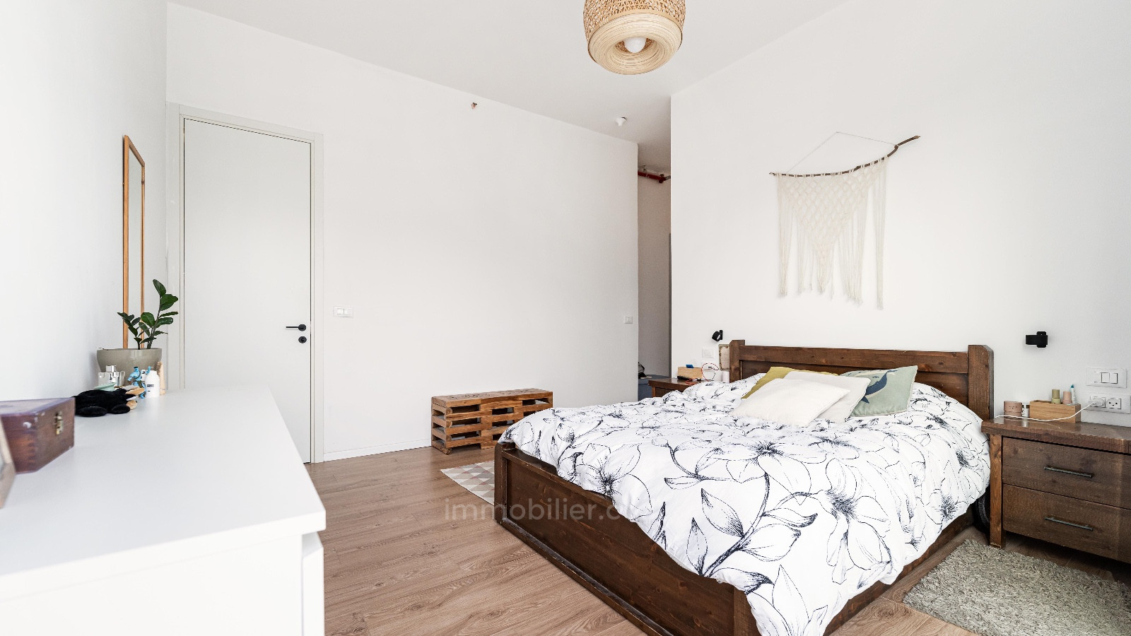 Cobertura 4 cômodos Tel Aviv Bitsaron 457-IBL-1416