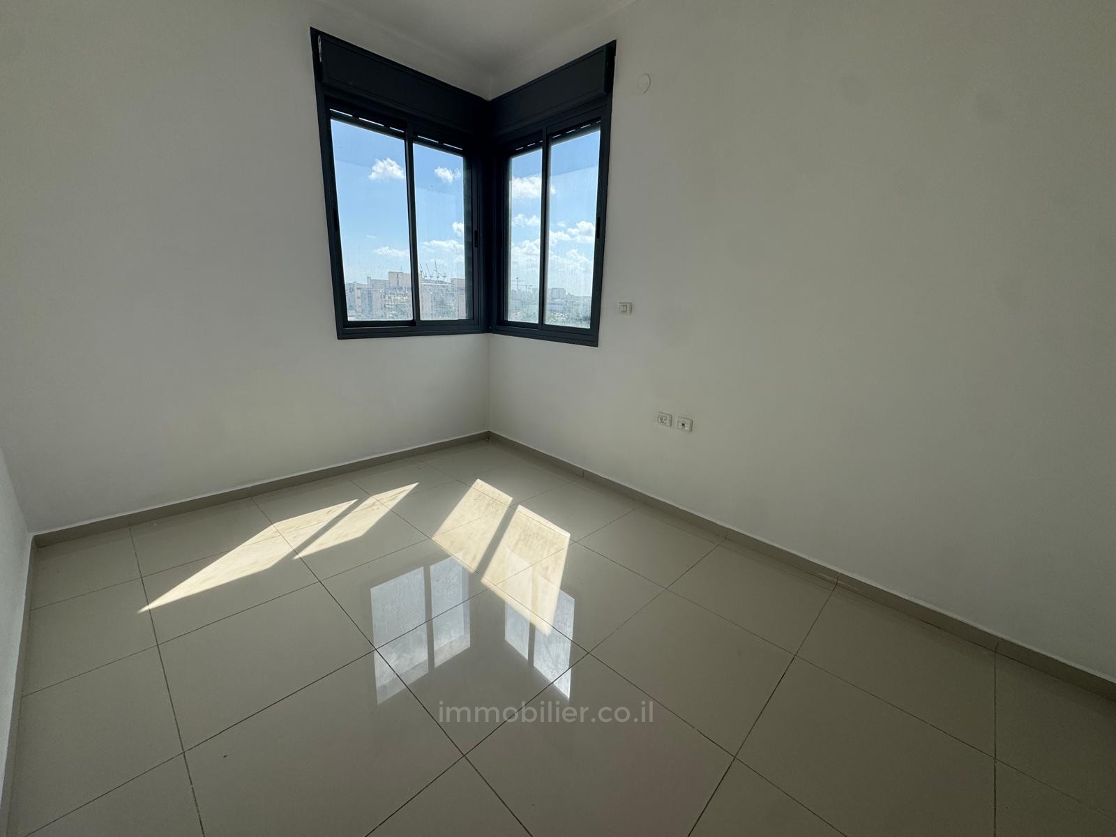 Apartamento 3 cômodos Tel Aviv Florentine 457-IBL-1423