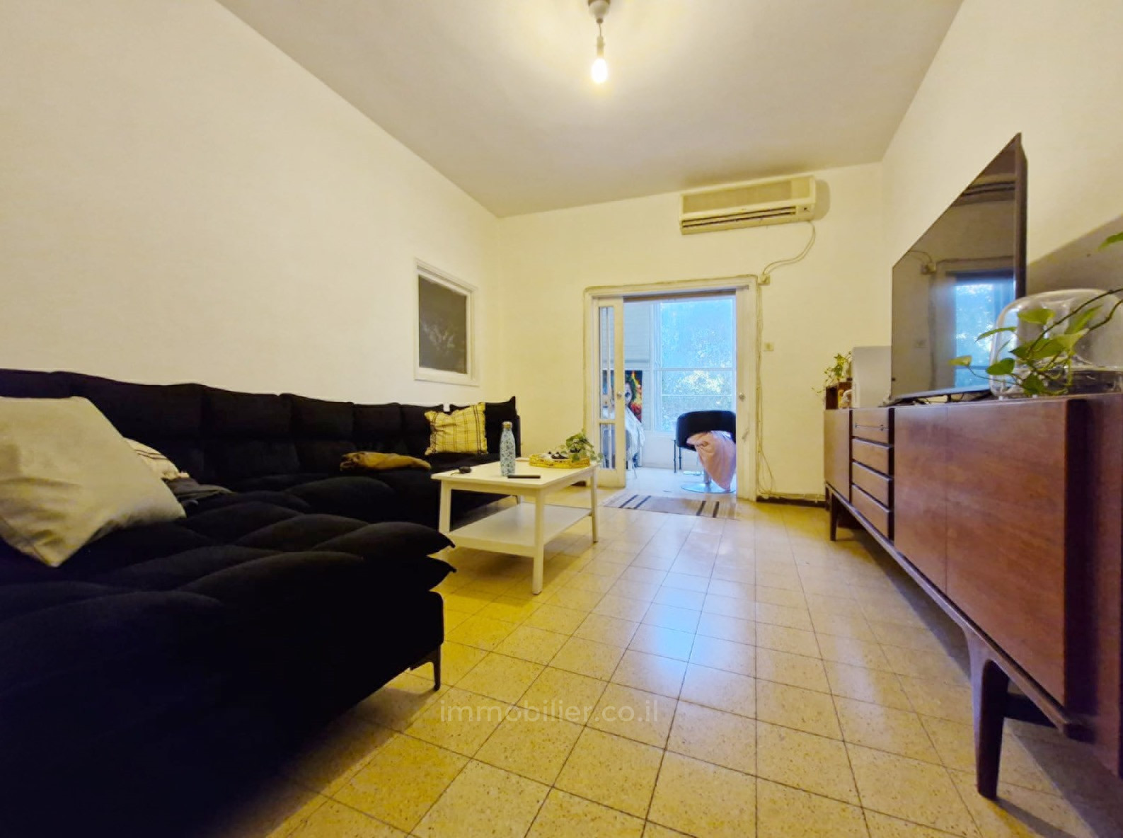 Apartamento 3.5 cômodos Tel Aviv Kikar Hamedina 457-IBL-1439