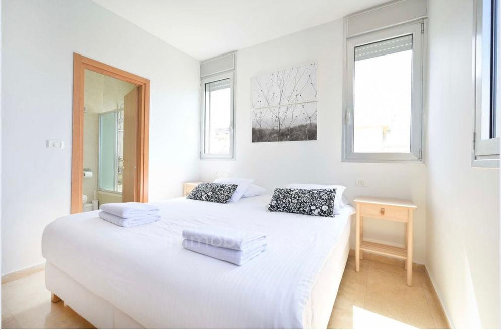 Apartamento 4 cômodos Tel Aviv Centro da cidade 457-IBL-1458