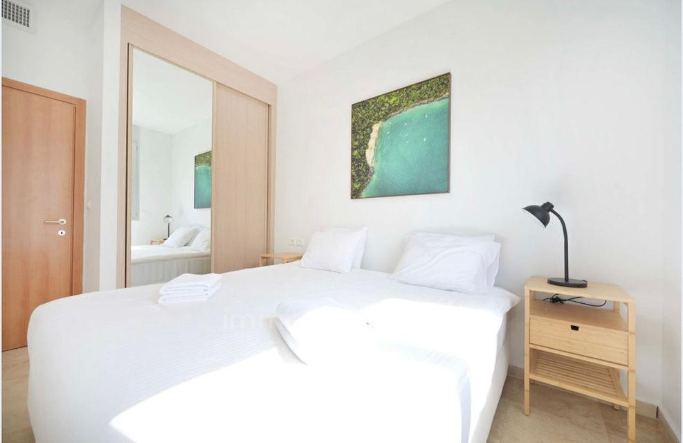 Apartamento 4 cômodos Tel Aviv Centro da cidade 457-IBL-1458