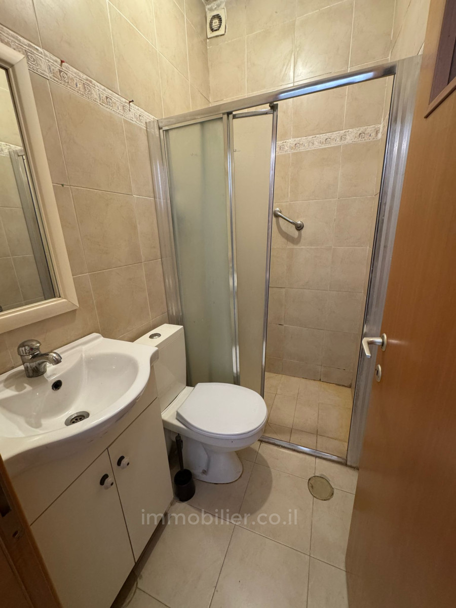 Apartamento 2 cômodos Tel Aviv Centro da cidade 457-IBL-1459