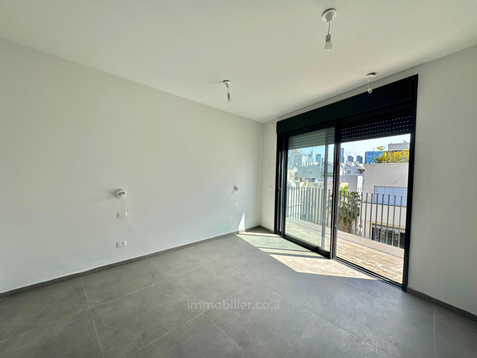 Duplex-Cobertura 4.5 cômodos Tel Aviv Centro da cidade 457-IBL-1464