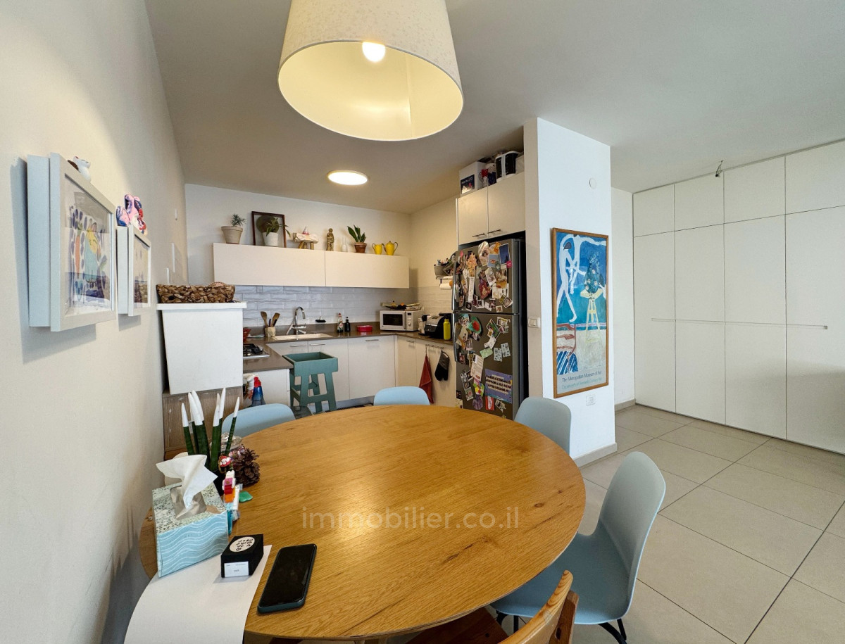 Apartamento 3 cômodos Tel Aviv Centro da cidade 457-IBL-1469